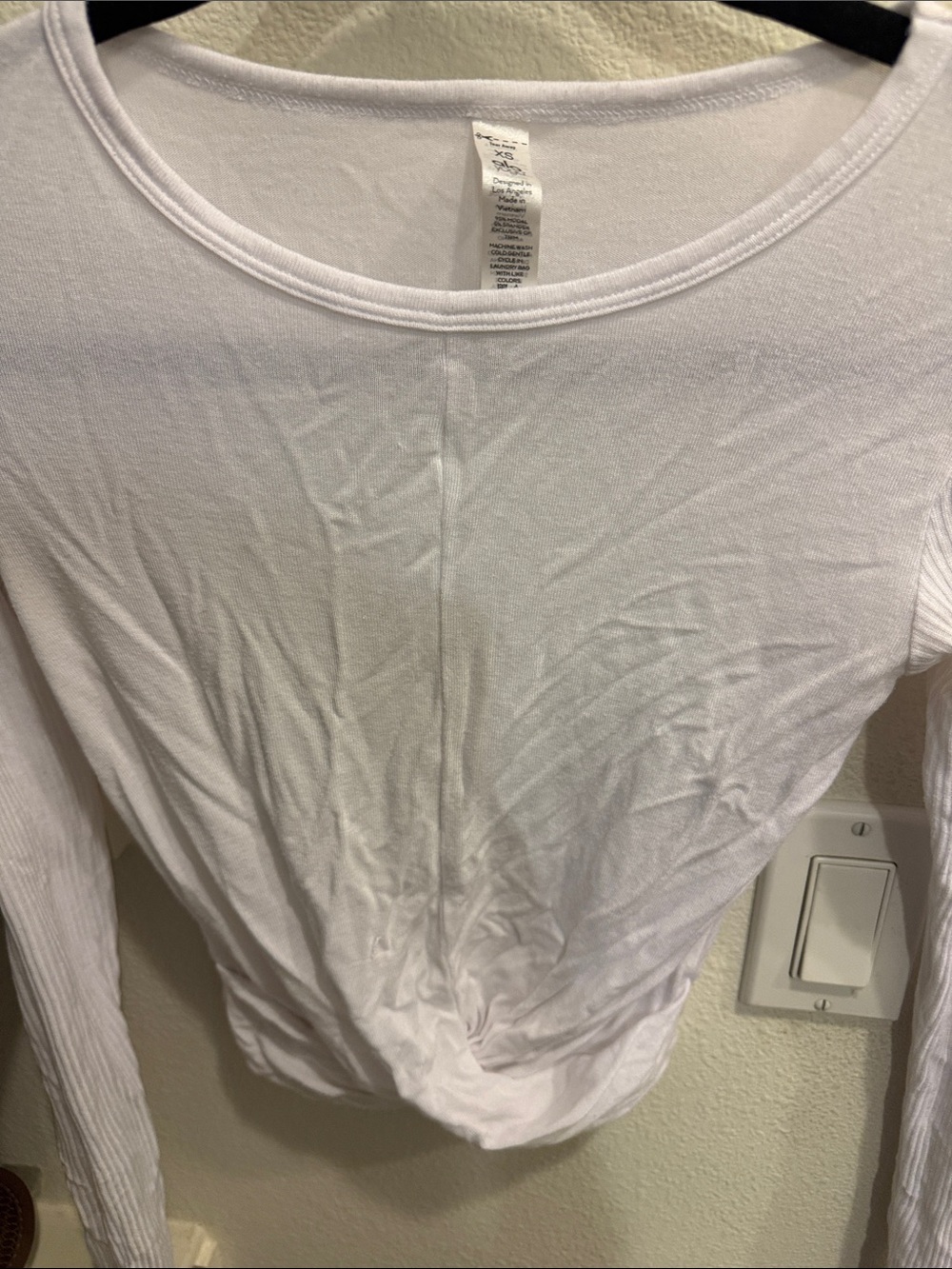 ALO Yoga White Long Sleeve Crewneck Top